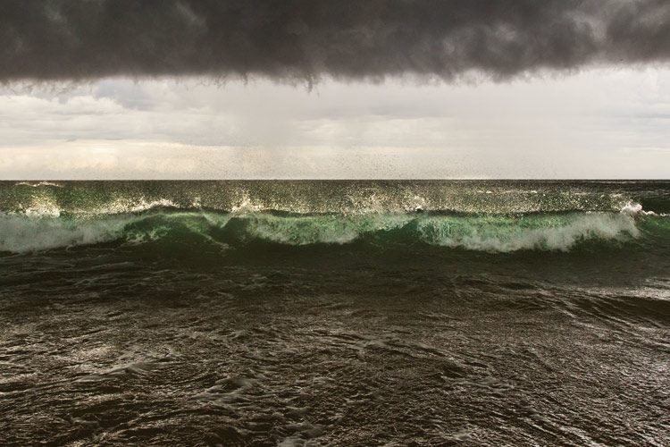 Beach Photography Tips: Stormy Day over the Ocean