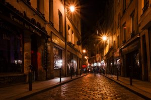 Cobblestone Paris street at night